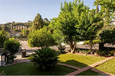 1966 Sunny Heights Drive, Los Angeles, CA 90065 - Photo 19