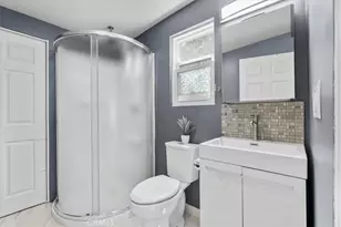 2116 S Cloverdale, Los Angeles, CA 90016 - Photo 35