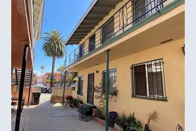 806 W Sepulveda Street, San Pedro, CA 90731 - Photo 7