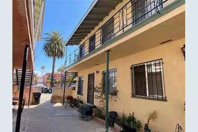 806 W Sepulveda Street, San Pedro, CA 90731 - Photo 7