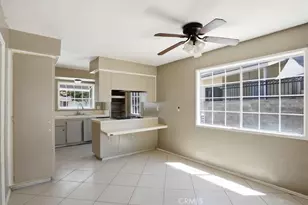 28234 Enderly St, Canyon Country, CA 91351 - Photo 3