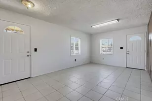 21802 Elaine, Hawaiian Gardens, CA 90716 - Photo 5