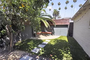 4904 S Van Ness Ave, Los Angeles, CA 90062 - Photo 17