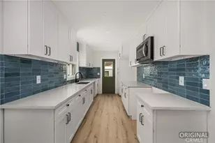 2065 W 65th, Los Angeles, CA 90047 - Photo 15