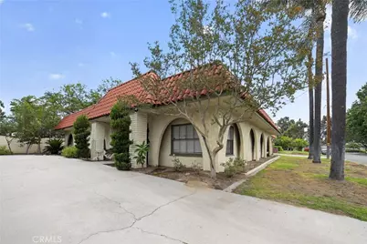 3105 Pepper Tree, San Bernardino, CA 92404 - Photo 3