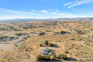 9376 Flora Vista, Apple Valley, CA 92308 - Photo 17
