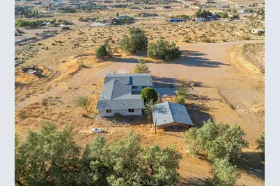 9376 Flora Vista, Apple Valley, CA 92308 - Photo 15