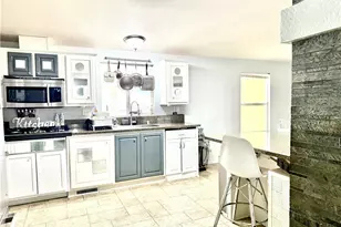 15455 Glenoaks Blvd, Sylmar, CA 91342 - Photo 13