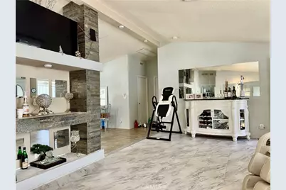 15455 Glenoaks Boulevard #540, Sylmar, CA 91342 - Photo 7
