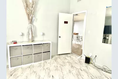 15455 Glenoaks Boulevard #540, Sylmar, CA 91342 - Photo 27