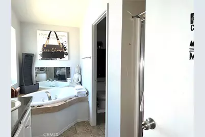 15455 Glenoaks Boulevard #540, Sylmar, CA 91342 - Photo 23