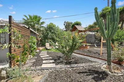 2500 Carlos St, Alhambra, CA 91803 - Photo 29