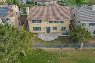 16386 Los Coyotes, Fontana, CA 92336 - Photo 27