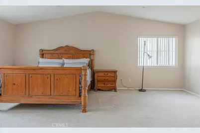 16386 Los Coyotes, Fontana, CA 92336 - Photo 19