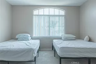 16386 Los Coyotes, Fontana, CA 92336 - Photo 17