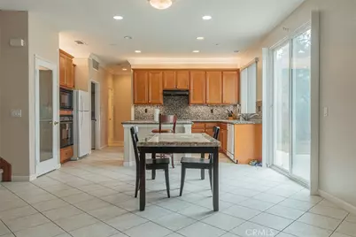 16386 Los Coyotes, Fontana, CA 92336 - Photo 7