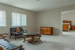 16386 Los Coyotes, Fontana, CA 92336 - Photo 15