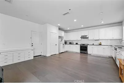 3843 S Oakville, Ontario, CA 91761 - Photo 7