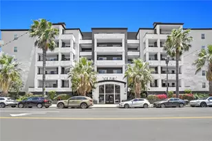 838 Pine Ave, Long Beach, CA 90813 - Photo 1