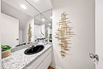 6011 E Montefino, Anaheim, CA 92807 - Photo 19