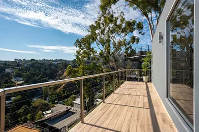5675 Spreading Oak Dr, Los Angeles, CA 90068 - Photo 35