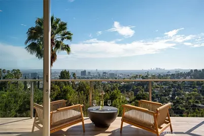5675 Spreading Oak Dr, Los Angeles, CA 90068 - Photo 29