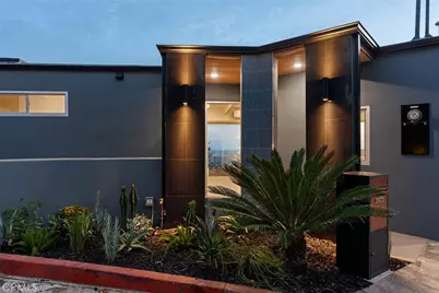 5675 Spreading Oak Dr, Los Angeles, CA 90068 - Photo 3