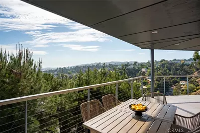 5675 Spreading Oak Dr, Los Angeles, CA 90068 - Photo 21