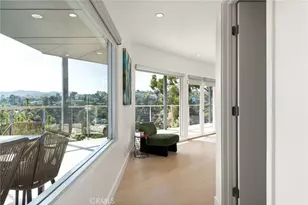 5675 Spreading Oak Dr, Los Angeles, CA 90068 - Photo 21