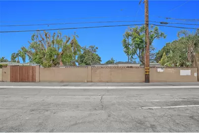 8430 Manzanar Avenue, Pico Rivera, CA 90660 - Photo 11