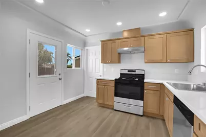 8430 Manzanar Avenue, Pico Rivera, CA 90660 - Photo 21