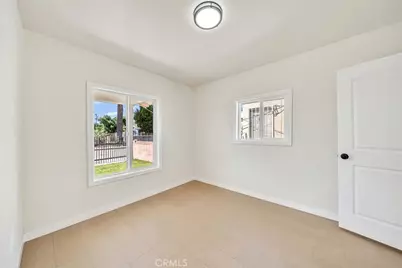 215 E Elm Street, Compton, CA 90220 - Photo 7