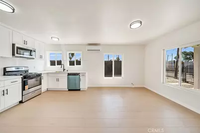215 E Elm Street, Compton, CA 90220 - Photo 3
