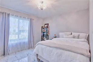 13261 Acoro Pl, Cerritos, CA 90703 - Photo 15