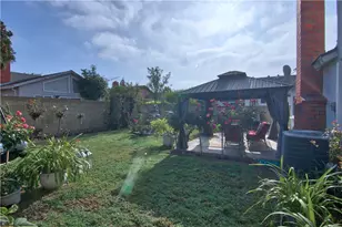 13261 Acoro Pl, Cerritos, CA 90703 - Photo 27