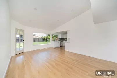 1041 Sunset Circle, Rialto, CA 92376 - Photo 11