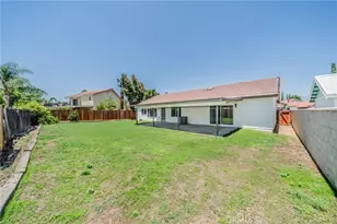 1041 Sunset Cir, Rialto, CA 92376 - Photo 29
