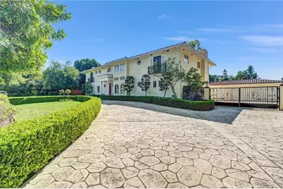 2290 Lombardy, San Marino, CA 91108 - Photo 3
