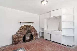 16805 Yucca, Victorville, CA 92395 - Photo 11