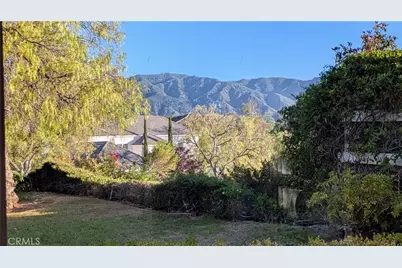 15435 Live Oak Springs Canyon, Canyon Country, CA 91387 - Photo 27