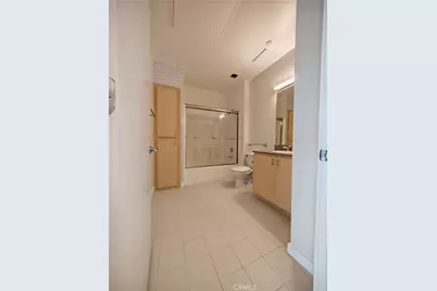 630 W 6th Street #506, Los Angeles, CA 90017 - Photo 13
