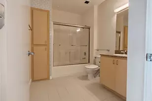 630 W 6th St, Los Angeles, CA 90017 - Photo 13
