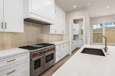 206 Mistwater, Irvine, CA 92618 - Photo 3