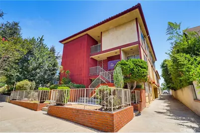 728 E Kensington Road, Los Angeles, CA 90026 - Photo 1