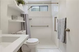 728 E Kensington Rd, Los Angeles, CA 90026 - Photo 21