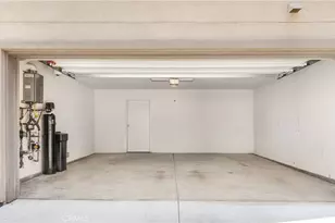 2700 41 E Chaucer, Los Angeles, CA 90065 - Photo 35
