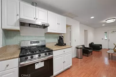 2989 W 12th Street, Los Angeles, CA 90006 - Photo 11