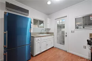 2989 W 12th St, Los Angeles, CA 90006 - Photo 9