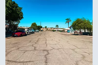 308 S Spring Street, Blythe, CA 92225 - Photo 3