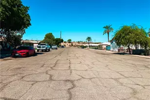 308 S Spring St, Blythe, CA 92225 - Photo 3